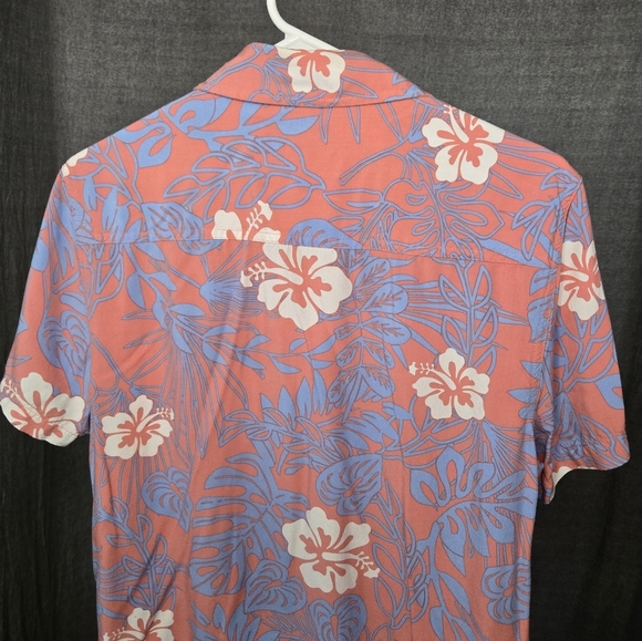 Margaritaville Shirt Men's Small Hawaiian Floral  Button Beach - Picture 5 of 9